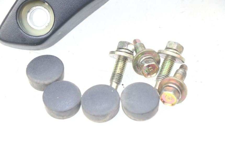 photo de ACHTERHANDVAT HONDA FES PANTHEON 2T 125 (1998 - 2002) - Detail van het onderdeel