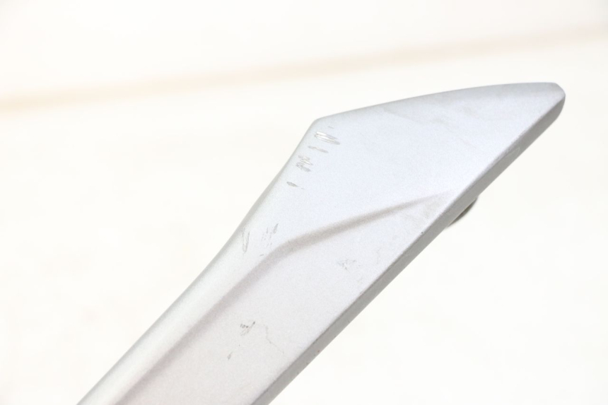 photo de LINKER ACHTERHANDVAT SYM JOYMAX 125 (2010 - 2017) - Zoom op gebruiksstaat