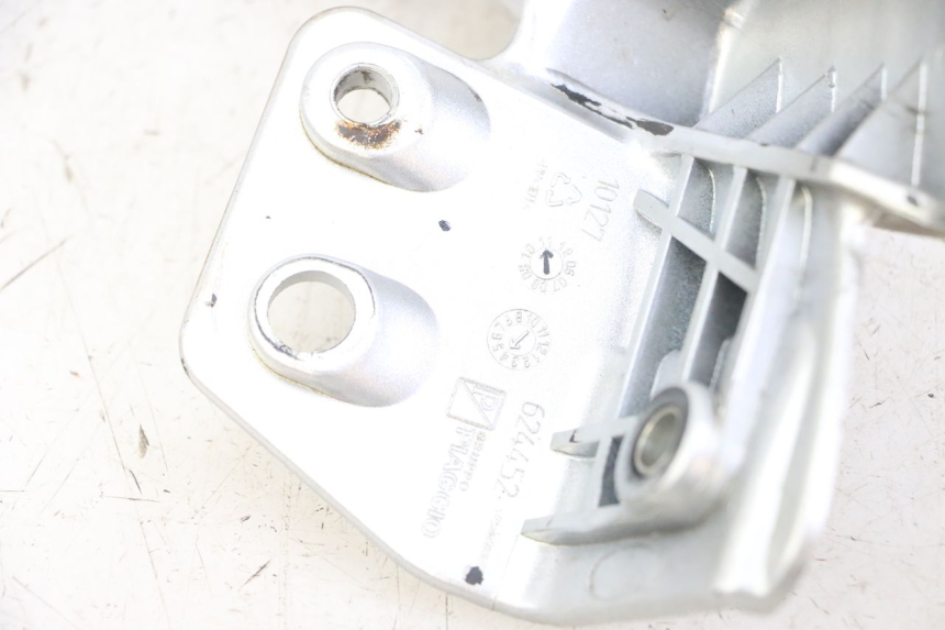 photo de LINKER ACHTERHANDVAT PIAGGIO MP3 LT 300 (2010 - 2016) - Technische close-up