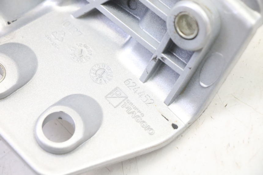 photo de LINKER ACHTERHANDVAT PIAGGIO MP3 RL 250 (2006 - 2010) - Staat van het oppervlak