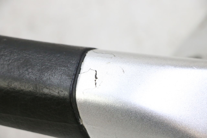 photo de LINKER ACHTERHANDVAT PIAGGIO MP3 RL 250 (2006 - 2010) - Technische close-up