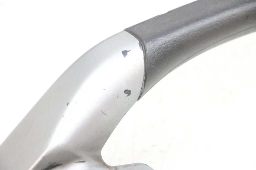 photo de LINKER ACHTERHANDVAT PIAGGIO MP3 125 (2006 - 2014) - Zoom op gebruiksstaat