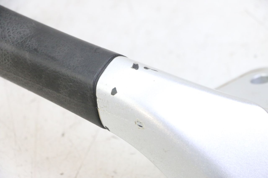 photo de LINKER ACHTERHANDVAT PIAGGIO MP3 LT 400 (2007 - 2012) - Bevestigingspunten