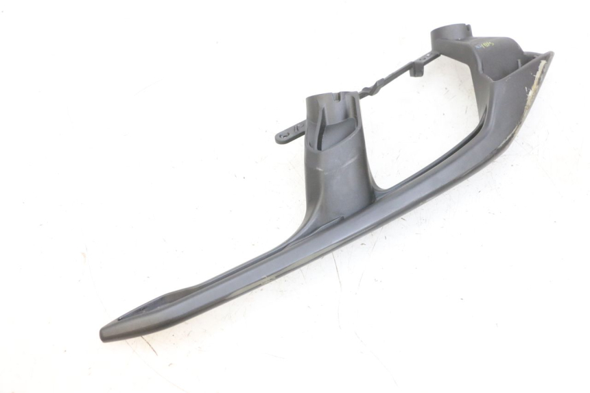 photo de LINKER ACHTERHANDVAT YAMAHA TRICITY 300 (2020 - 2024) - Bevestigingspunten