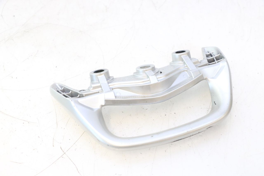 photo de ACHTERHANDVAT SUZUKI GSR 600 (2005 - 2012) - Detail van het onderdeel