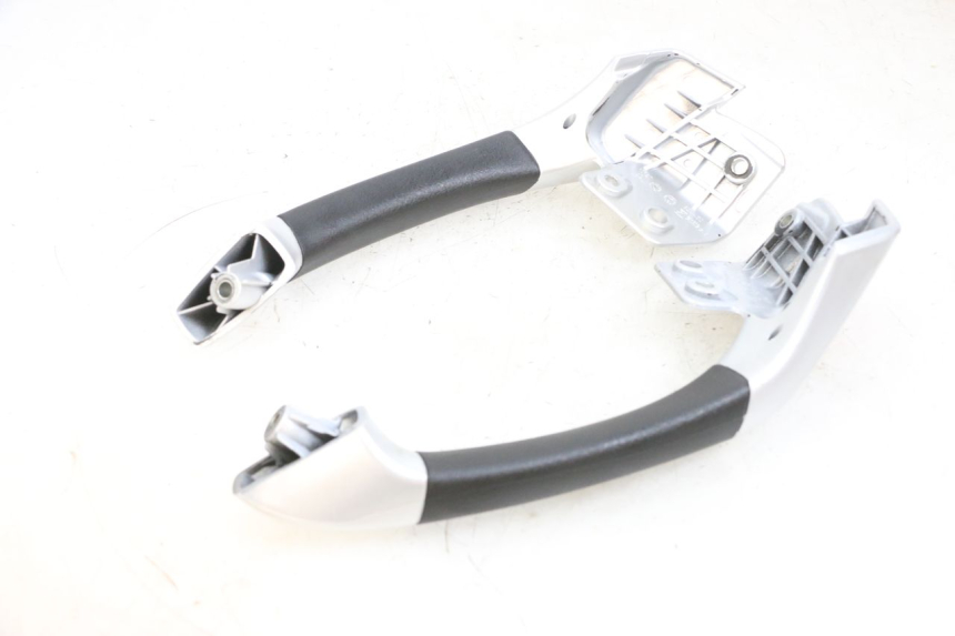 photo de ACHTERHANDVAT PIAGGIO MP3 RL 250 (2006 - 2010) - Detail van het onderdeel