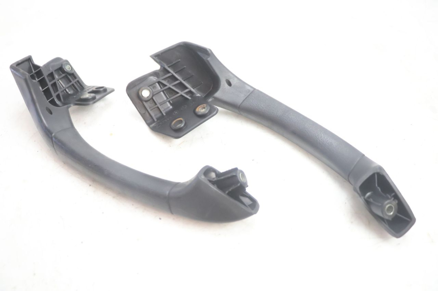 photo de ACHTERHANDVAT PIAGGIO MP3 500 (2011 - 2015) - Bevestigingspunten