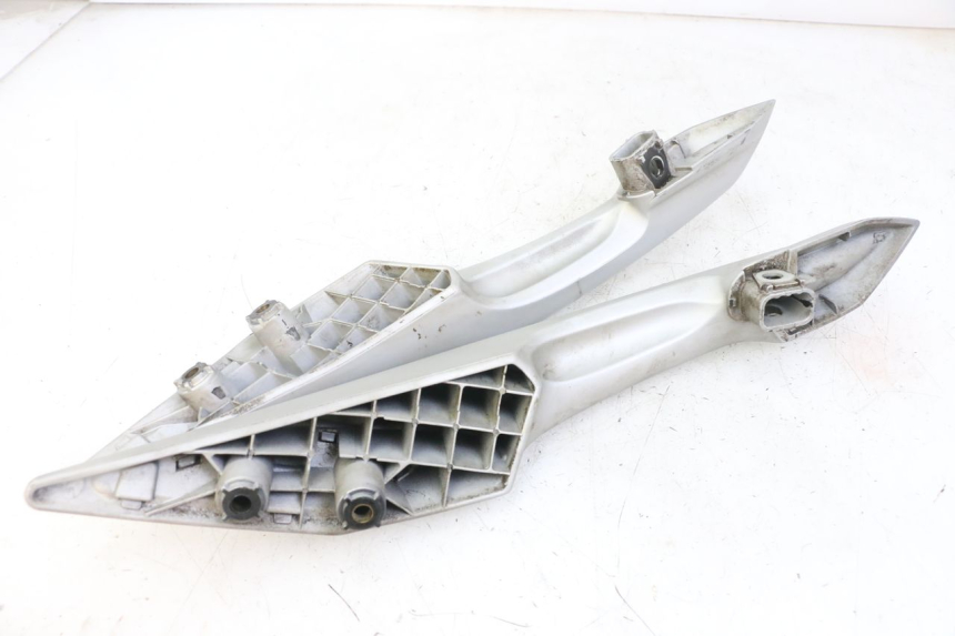 photo de ACHTERHANDVAT PEUGEOT SATELIS 125 (2013 - 2018) - Detail van het onderdeel