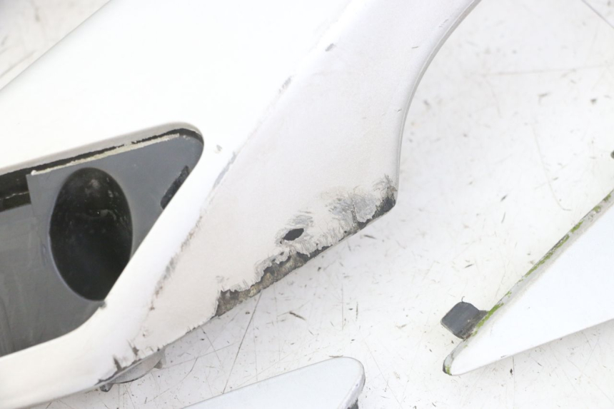 photo de ACHTERHANDVAT PEUGEOT SATELIS 125 (2013 - 2018) - Kenmerkende details