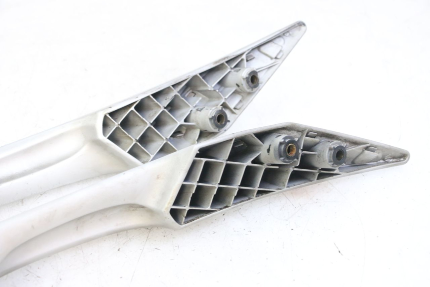 photo de ACHTERHANDVAT PEUGEOT SATELIS 125 (2013 - 2018) - Technische close-up