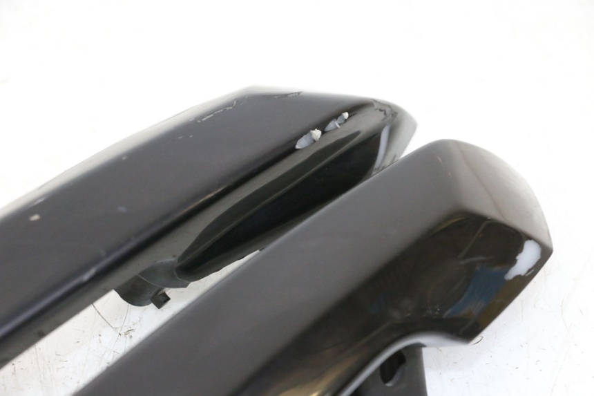 photo de ACHTERHANDVAT PEUGEOT SATELIS 125 (2010 - 2012) - Detailaanzicht