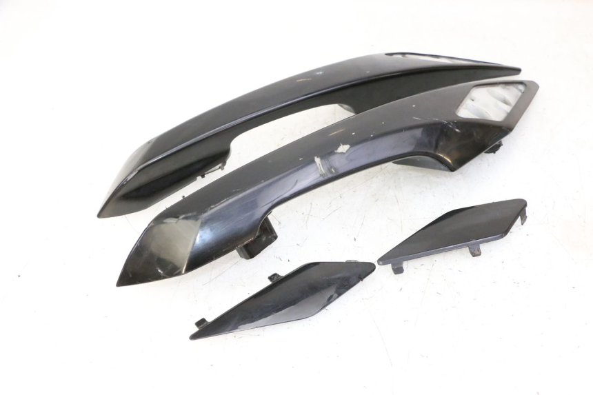 photo de ACHTERHANDVAT PEUGEOT SATELIS 125 (2010 - 2012) - Markeringen en referenties