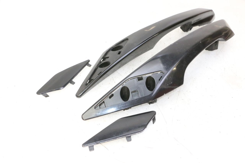 photo de ACHTERHANDVAT PEUGEOT SATELIS 125 (2013 - 2018) - Detail van het onderdeel