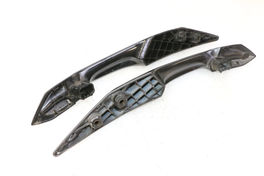 photo de ACHTERHANDVAT PEUGEOT SATELIS 125 (2013 - 2018) - Zoom op gebruiksstaat