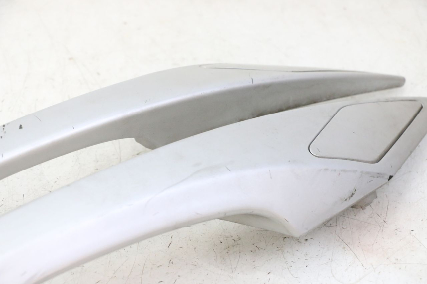 photo de ACHTERHANDVAT PEUGEOT SATELIS 125 (2006 - 2009) - Staat van het oppervlak