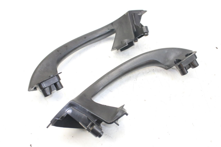 photo de ACHTERHANDVAT PIAGGIO X9 EVOLUTION 125 (2003 - 2007) - Bevestigingspunten