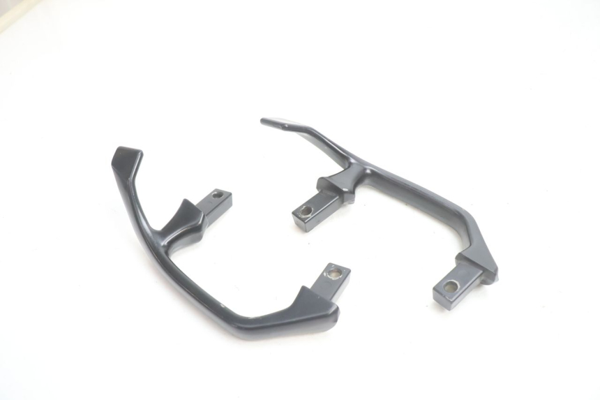 photo de ACHTERHANDVAT KAWASAKI ZX-6R ZX6R 600 (1995 - 1997) - Detail van het onderdeel