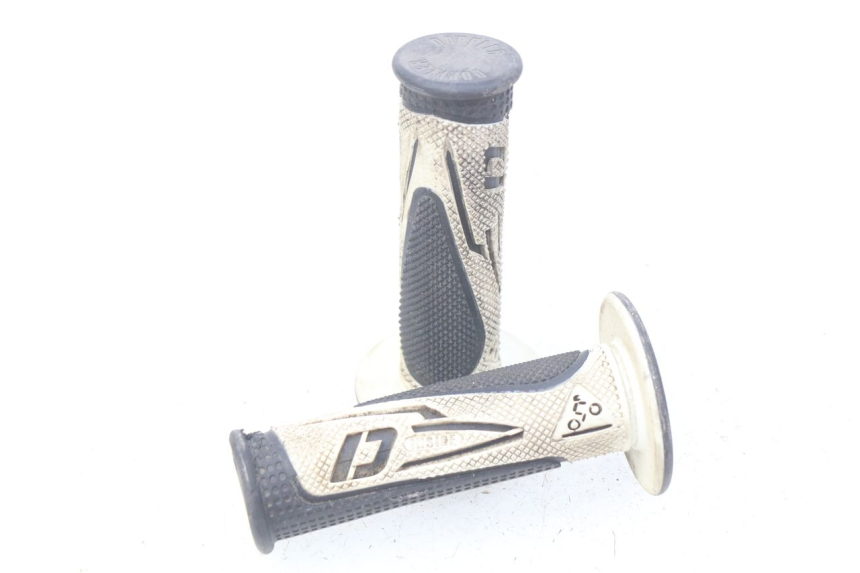 photo de STUURHANDVAT MBK BOOSTER SPIRIT NAKED 50 (2004 - 2017) - Andere kijkhoek