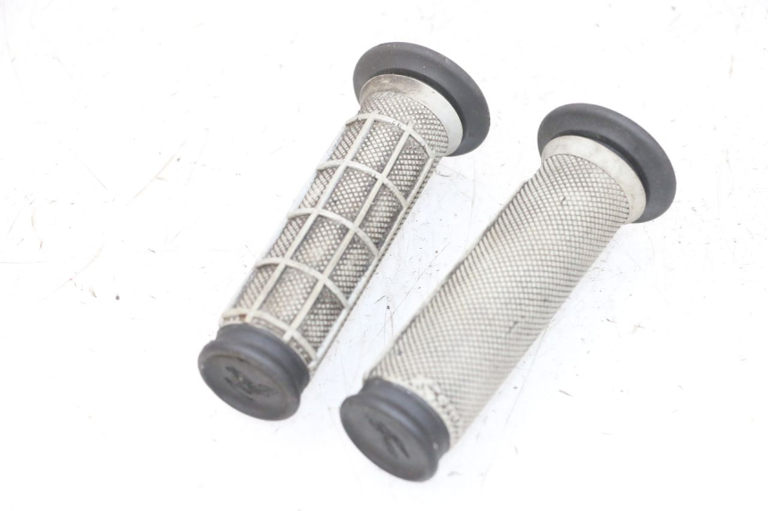 photo de STUURHANDVAT YAMAHA YFM R RAPTOR 250 (2008 - 2014) - Detail van het onderdeel