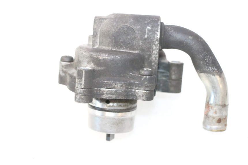photo de WATERPOMP SUZUKI BURGMAN 125 (2007 - 2014) - Andere kijkhoek