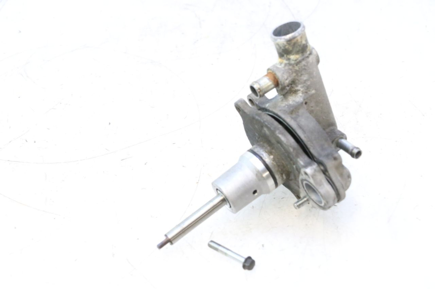 photo de WATERPOMP SUZUKI BURGMAN EXECUTIVE ABS 650 (2006 - 2012) - Technische close-up