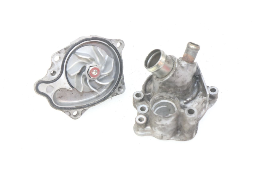 photo de WATERPOMP HONDA CBRF CBR-F PC41 600 (2011 - 2013) - Technische close-up