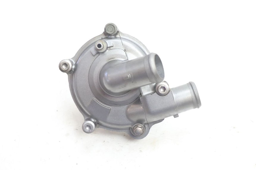 photo de WATERPOMP YAMAHA FJR 1300 (2001 - 2005) - Hoofdaanzicht