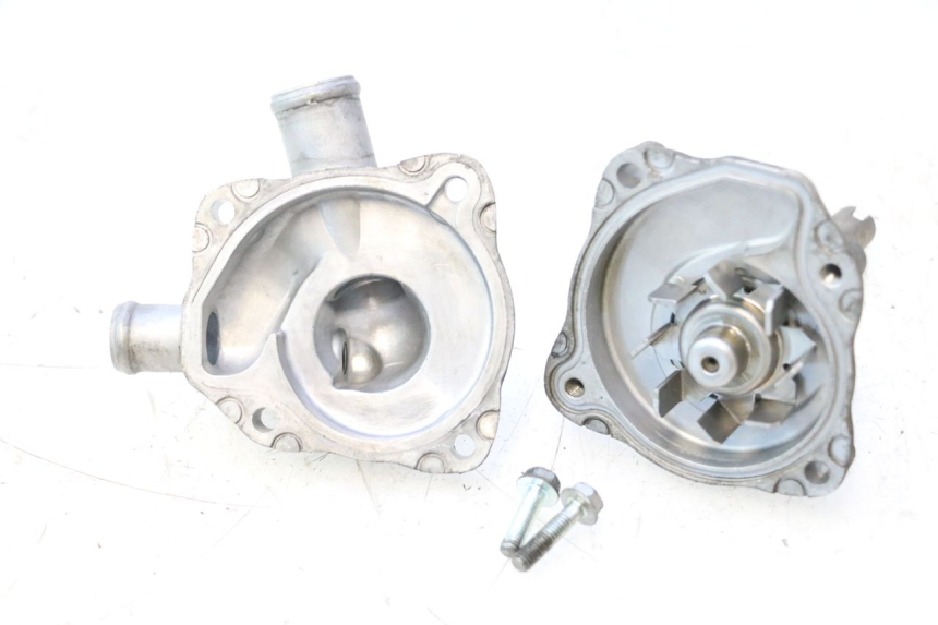 photo de WATERPOMP HONDA FJS SILVER WING SILVERWING 400 (2005 - 2008) - Hoofdaanzicht