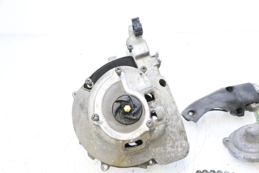 photo de WATERPOMP PIAGGIO MP3 125 (2006 - 2014) - Markeringen en referenties