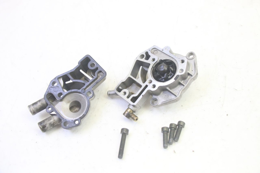 photo de WATERPOMP YAMAHA NEOS NEO'S 4T 50 (2008 - 2016) - Zoom op gebruiksstaat