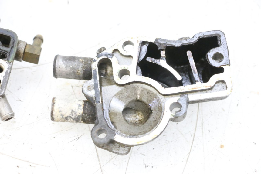 photo de WATERPOMP YAMAHA NEOS NEO'S 4T 50 (2008 - 2016) - Bevestigingspunten