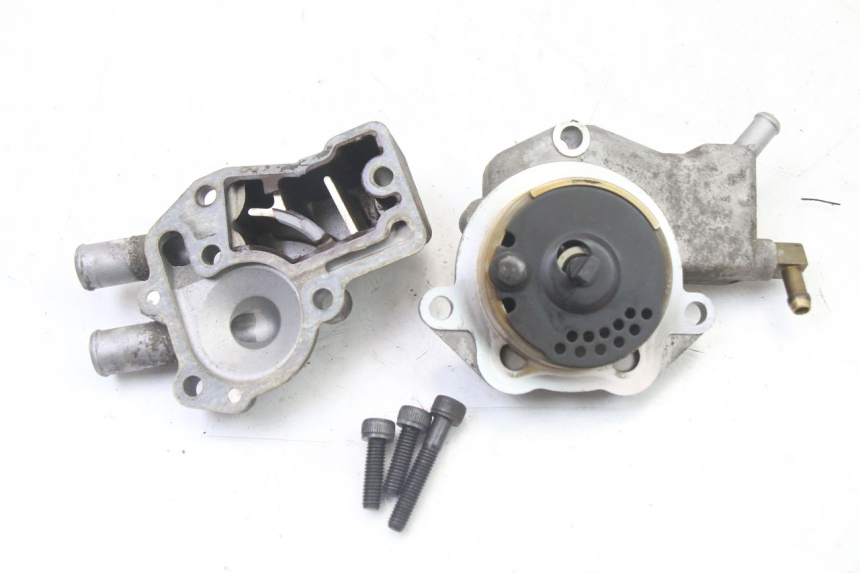 photo de WATERPOMP MBK OVETTO 4T 50 (2008 - 2016) - Andere kijkhoek