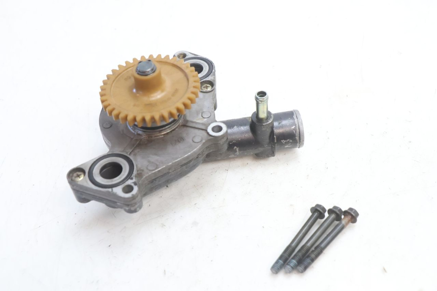 photo de WATERPOMP SUZUKI SV S 650 (1999 - 2002) - Zoom op gebruiksstaat