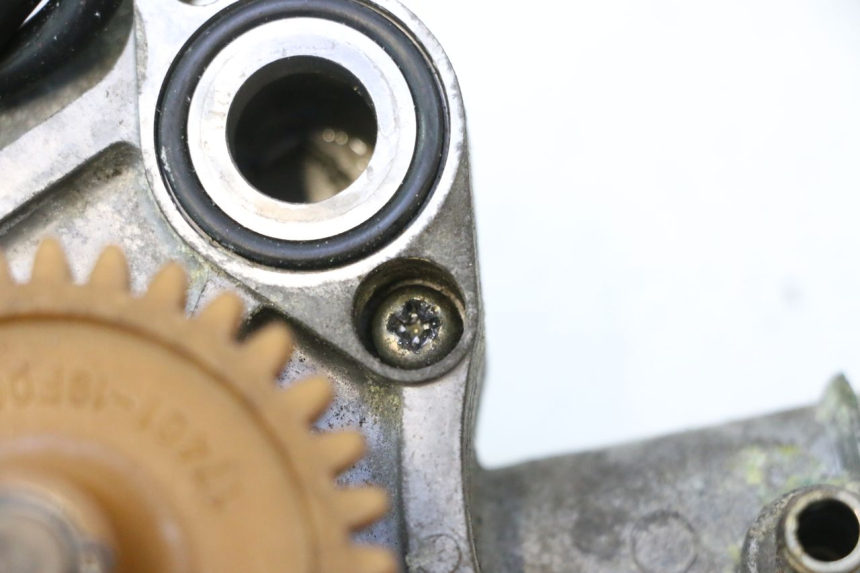 photo de WATERPOMP SUZUKI SV S 650 (2003 - 2009) - Zoom op gebruiksstaat