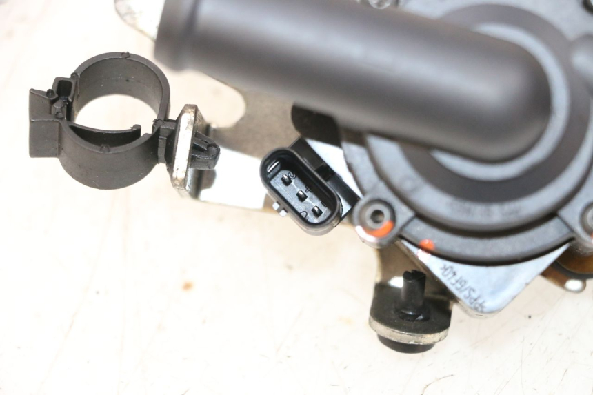 photo de WATERPOMP PIAGGIO VESPA GTS SUPER IE 125 (2009 - 2016) - Technische close-up