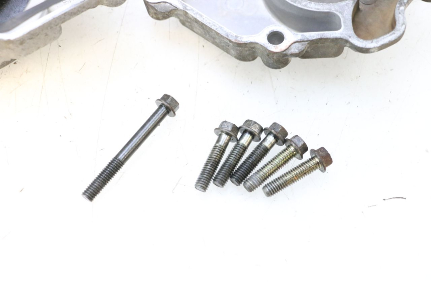 photo de WATERPOMP YAMAHA X-MAX XMAX 125 (2010 - 2013) - Bevestigingspunten