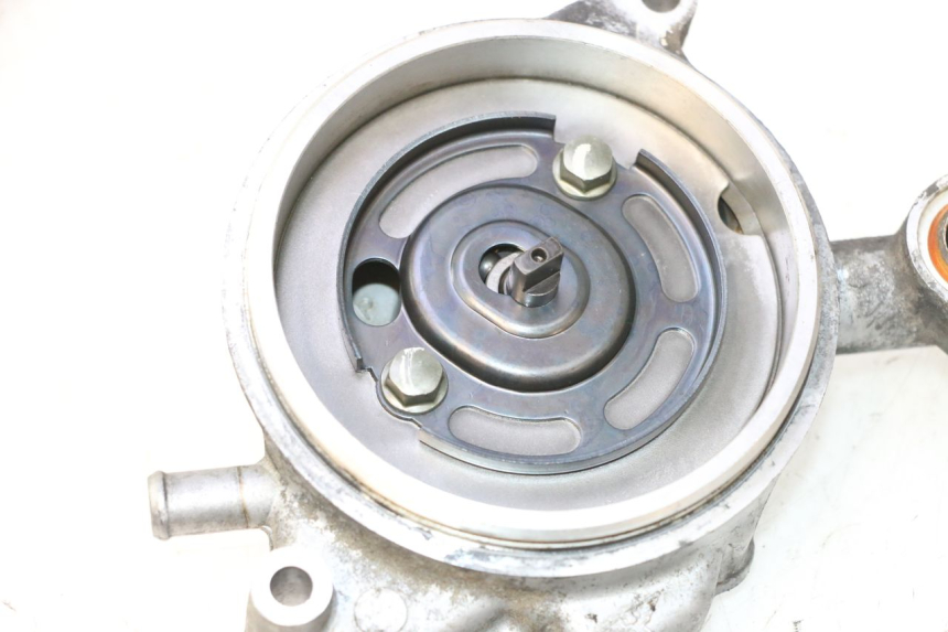photo de WATERPOMP YAMAHA XMAX X-MAX 125 (2006 - 2009) - Bevestigingspunten