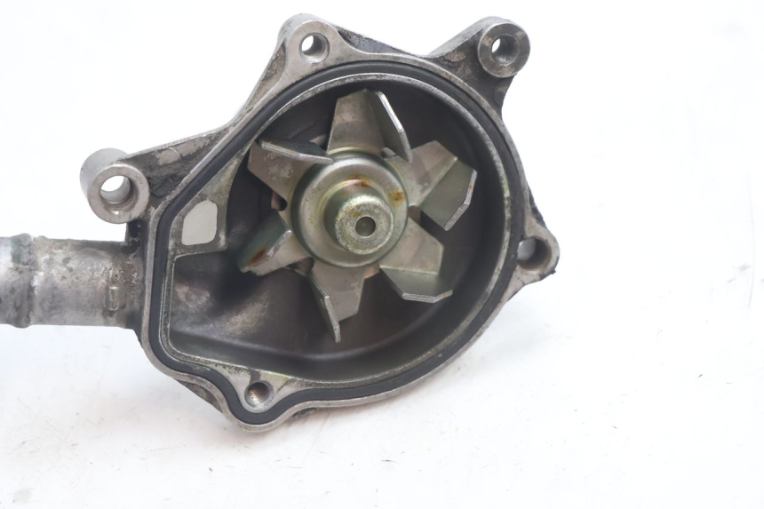 photo de WATERPOMP HONDA XRV AFRICA TWIN 750 (1990 - 1992) - Zoom op gebruiksstaat