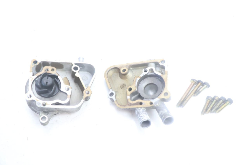 photo de WATERPOMP YAMAHA YP MAJESTY 125 (2002 - 2006) - Hoofdaanzicht