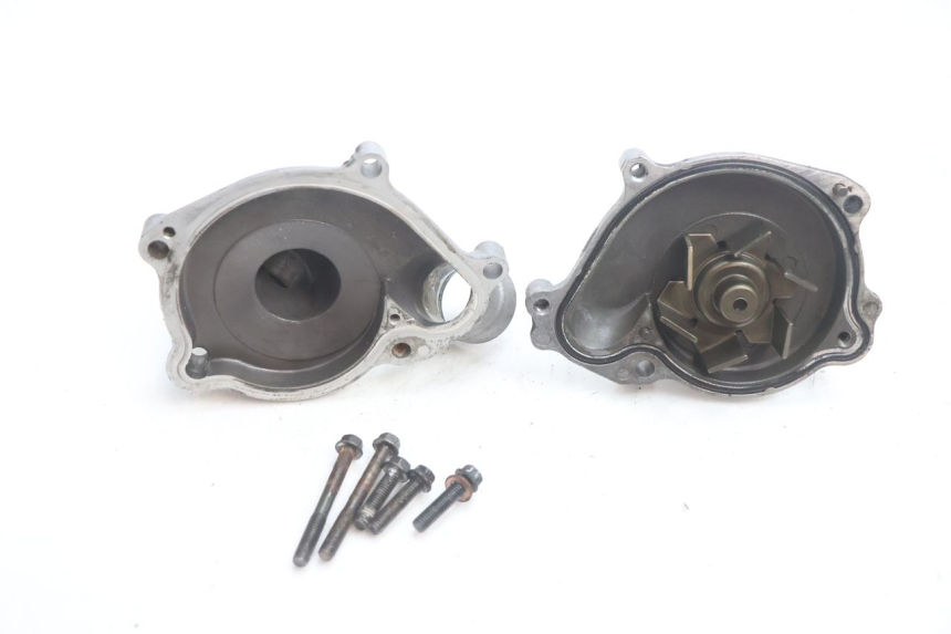 photo de WATERPOMP YAMAHA YZF R GENESIS 750 (1993 - 1998) - Hoofdaanzicht