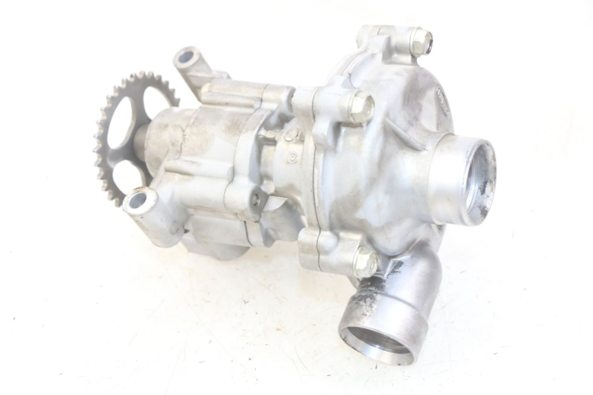photo de WATERPOMP YAMAHA YZF R1 1000 (2007 - 2008) - Technische close-up