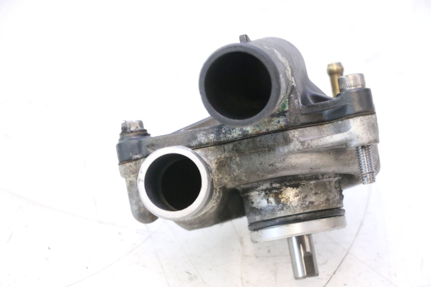 photo de WATERPOMP YAMAHA YZF R6 600 (2008 - 2009) - Bevestigingspunten