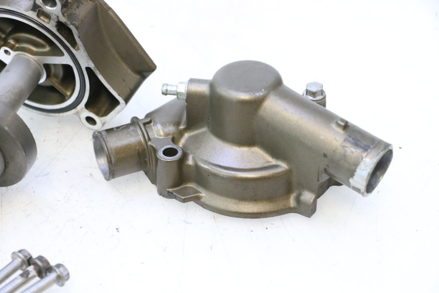 photo de WATERPOMP KAWASAKI ZX-6R ZX6R 600 (2000 - 2002) - Bevestigingspunten