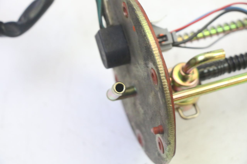 photo de BENZINEPOMP QUADRO 4 4D 350 (2015 - 2018) - Andere kijkhoek