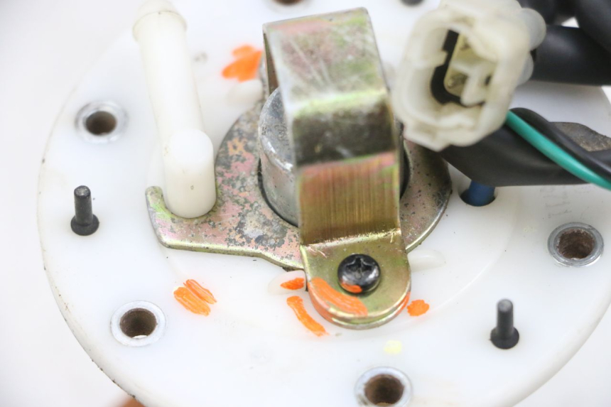 photo de BENZINEPOMP KYMCO AGILITY 16+ 4T 50 (2018 - 2023) - Andere kijkhoek