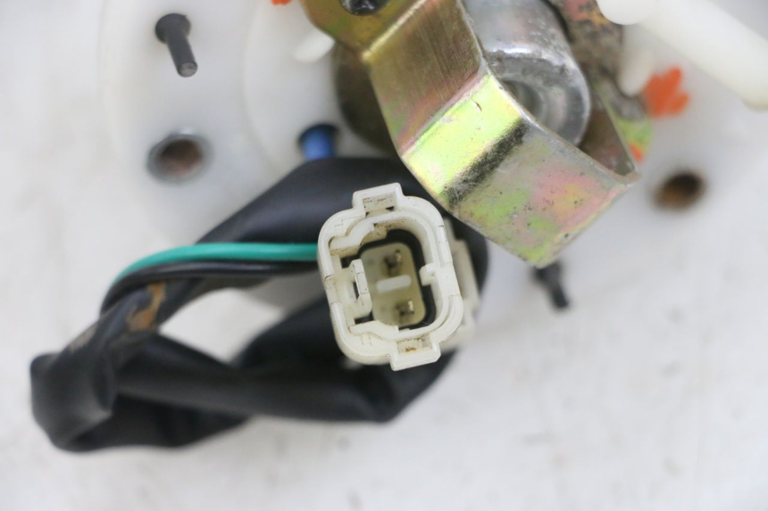 photo de BENZINEPOMP KYMCO AGILITY 16+ 4T 50 (2018 - 2023) - Overzicht