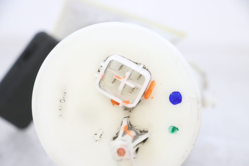 photo de BENZINEPOMP SUZUKI BURGMAN 125 (2007 - 2014) - Gecontroleerd onderdeel