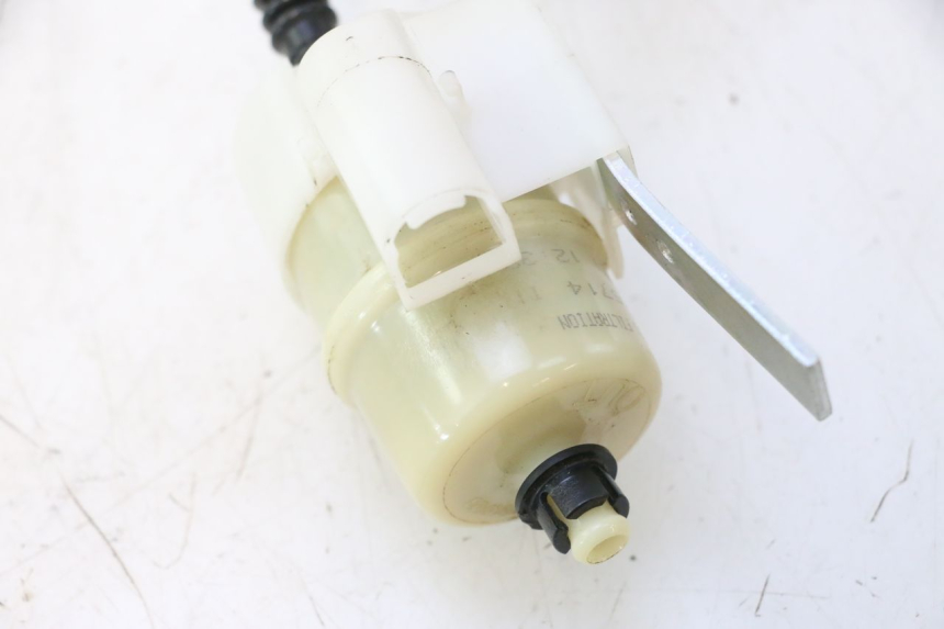 photo de BENZINEPOMP BMW C SPORT 650 (2015 - 2021) - Overzicht