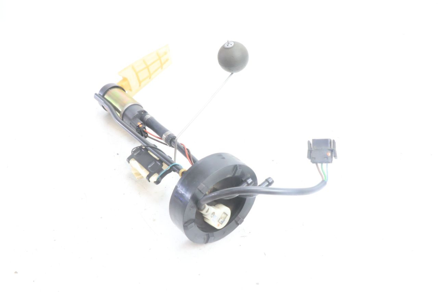photo de BENZINEPOMP BMW C1 125 (2000 - 2003) - Zoom op gebruiksstaat