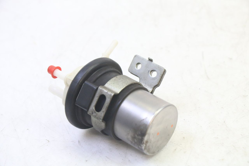 photo de BENZINEPOMP HONDA CBF 125 (2009 - 2015) - Technische close-up